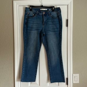 !IT “Ava” Ankle Length Jeans